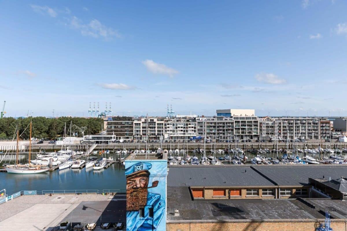 Huswell - Lovely New Apartment At The Harbor + Parking Брюж Екстериор снимка