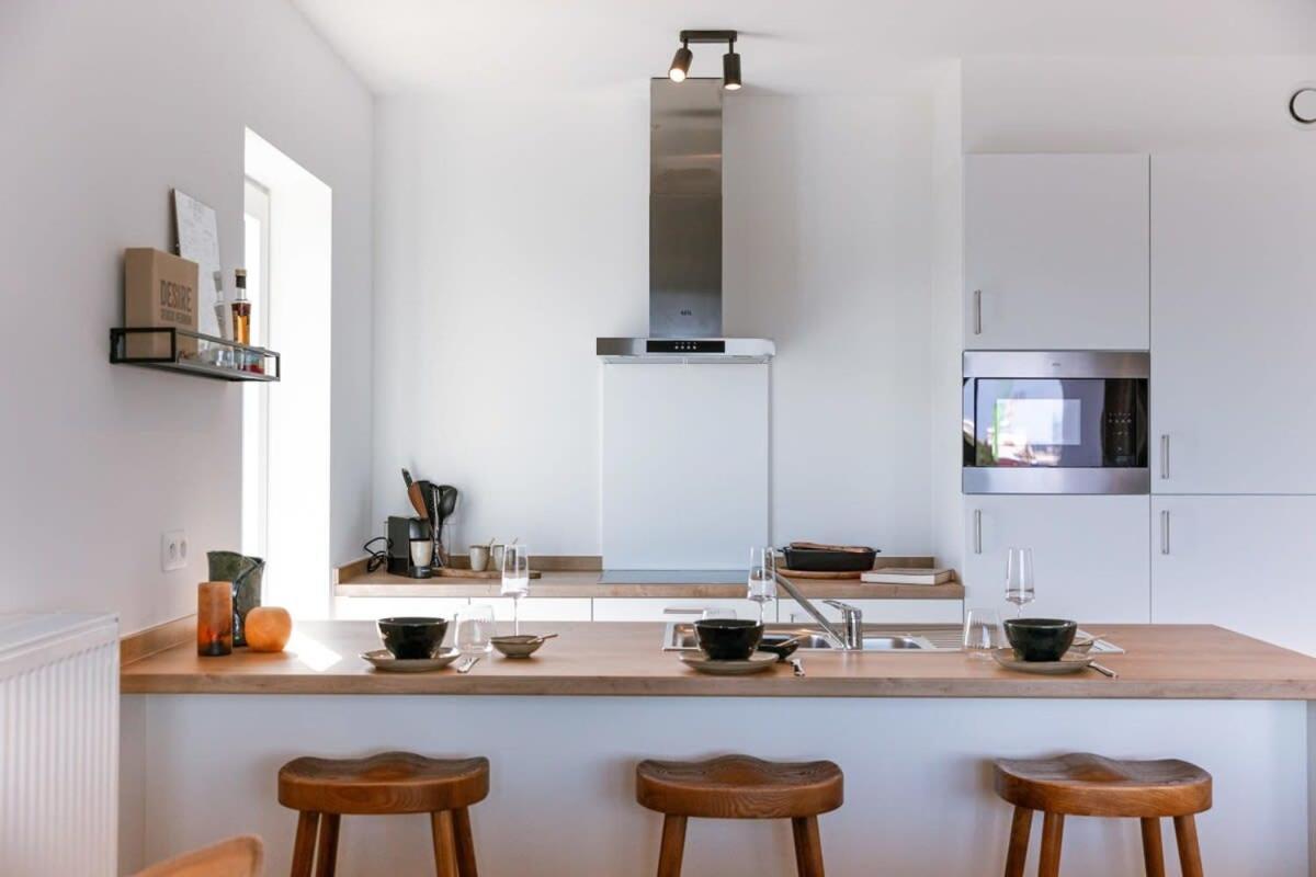 Huswell - Lovely New Apartment At The Harbor + Parking Брюж Екстериор снимка